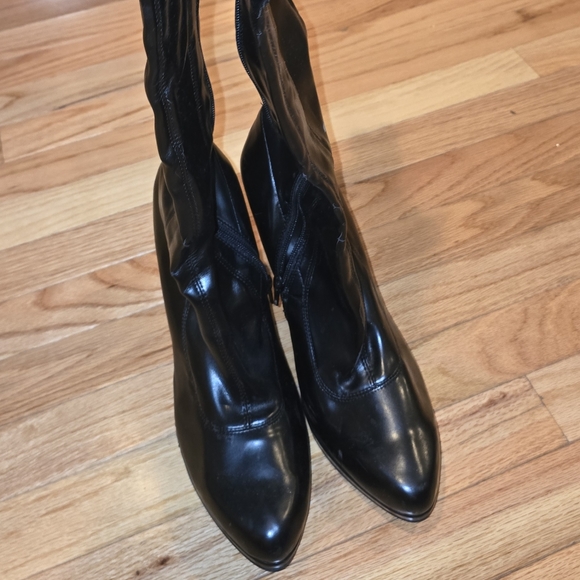 COPY - Various Prices > Designer Heels Waiting For Rejuvenation - Sizes 11 & 12 - Picture 5 of 11